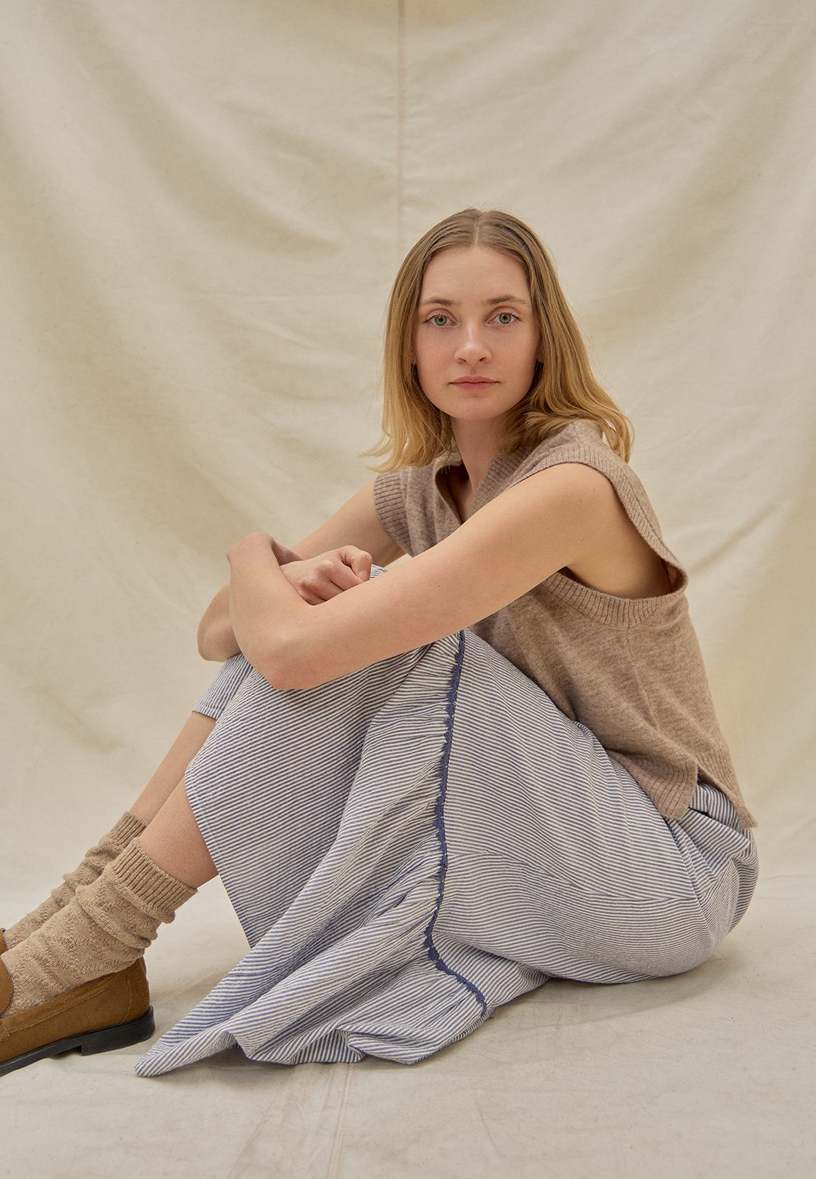 AlayaNN Slipover - Image 3