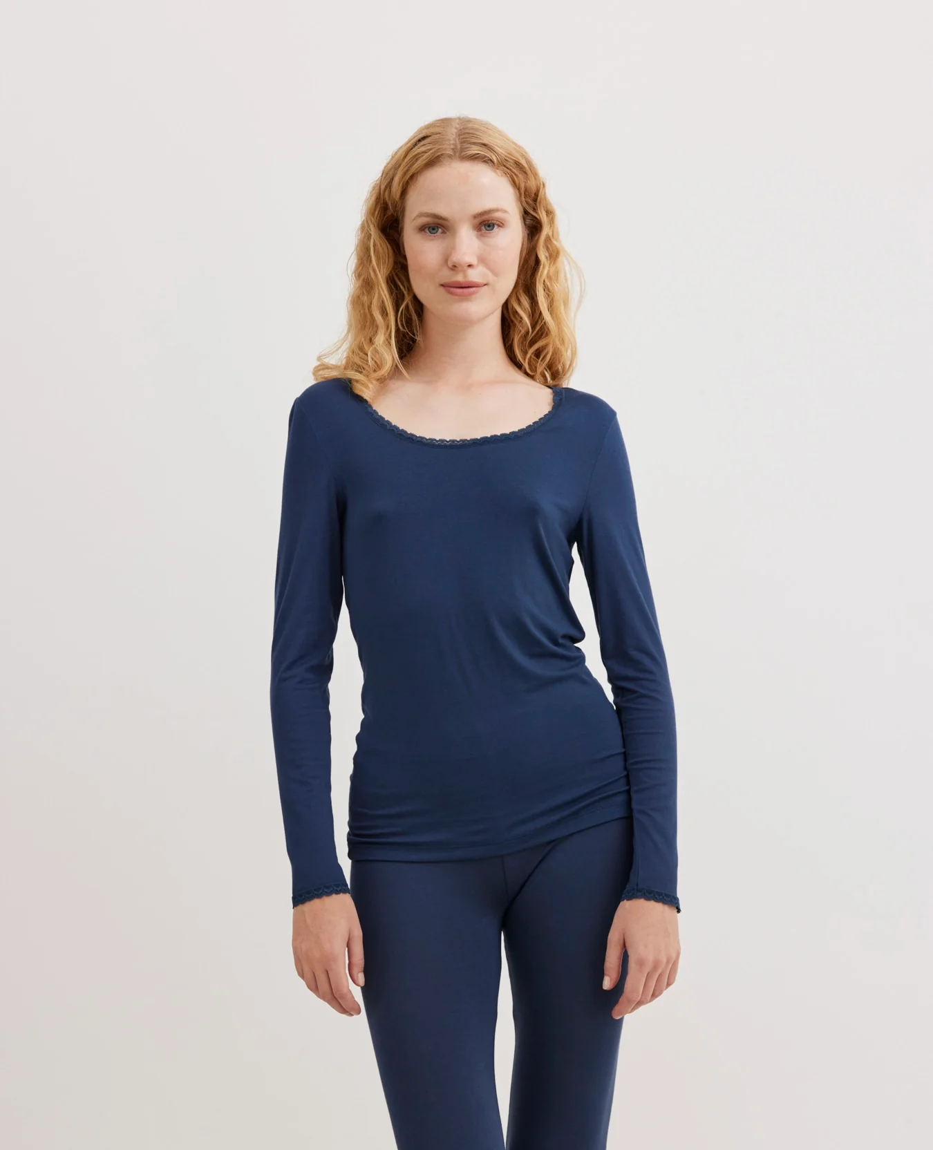 AlmaNN T-Shirt Long Sleeve - Image 3