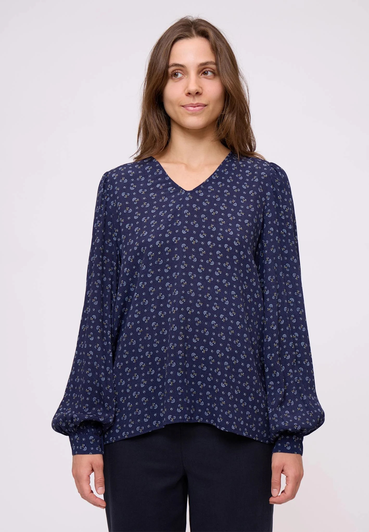 BellaNN Blouse - Image 3