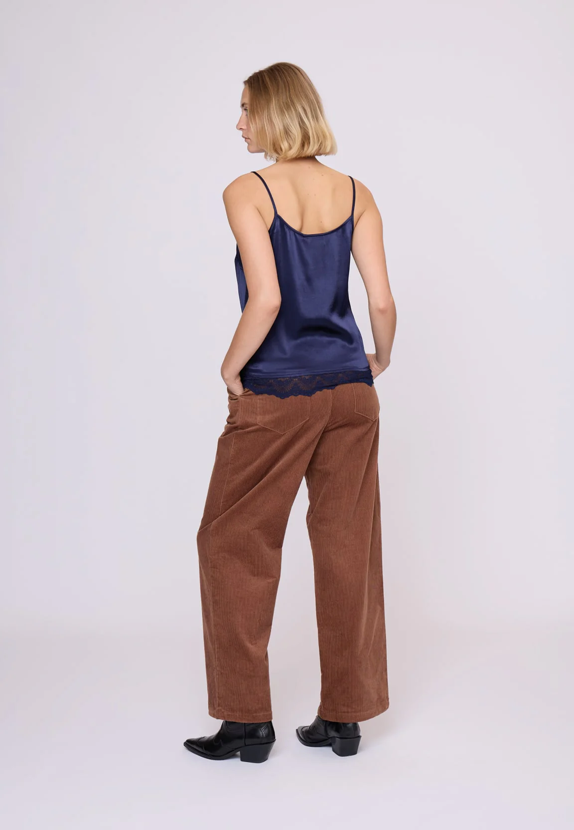 DeaNN Top - Image 3