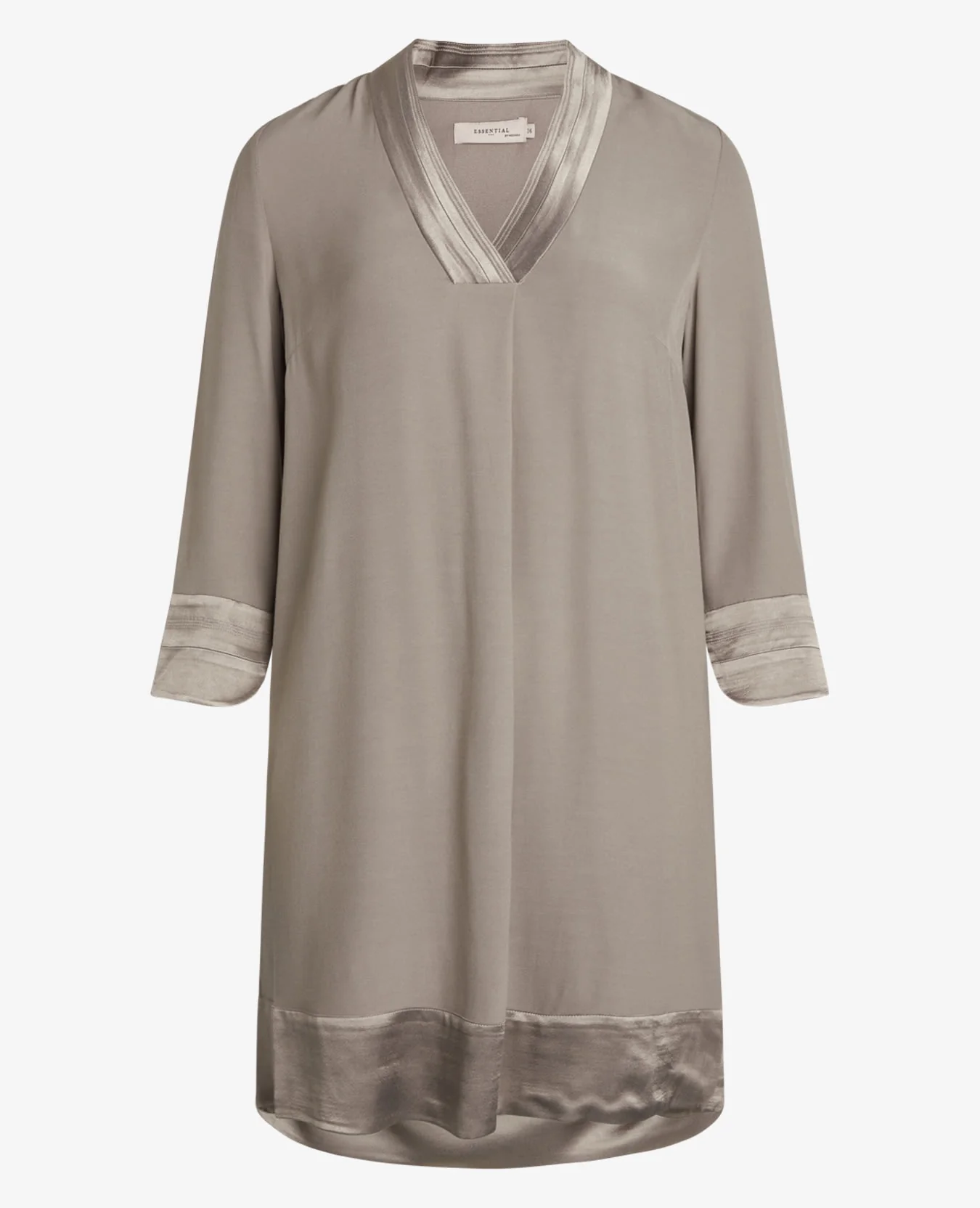 ESSENTIAL DRESSY CREPE TUNIC
