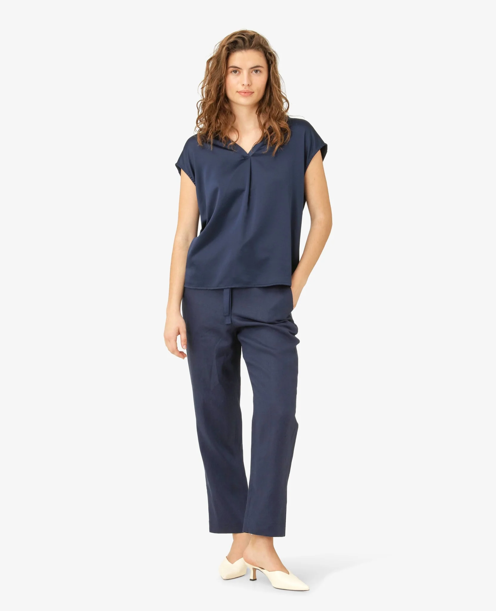 KATIENN V-NECK BLOUSE - Image 5