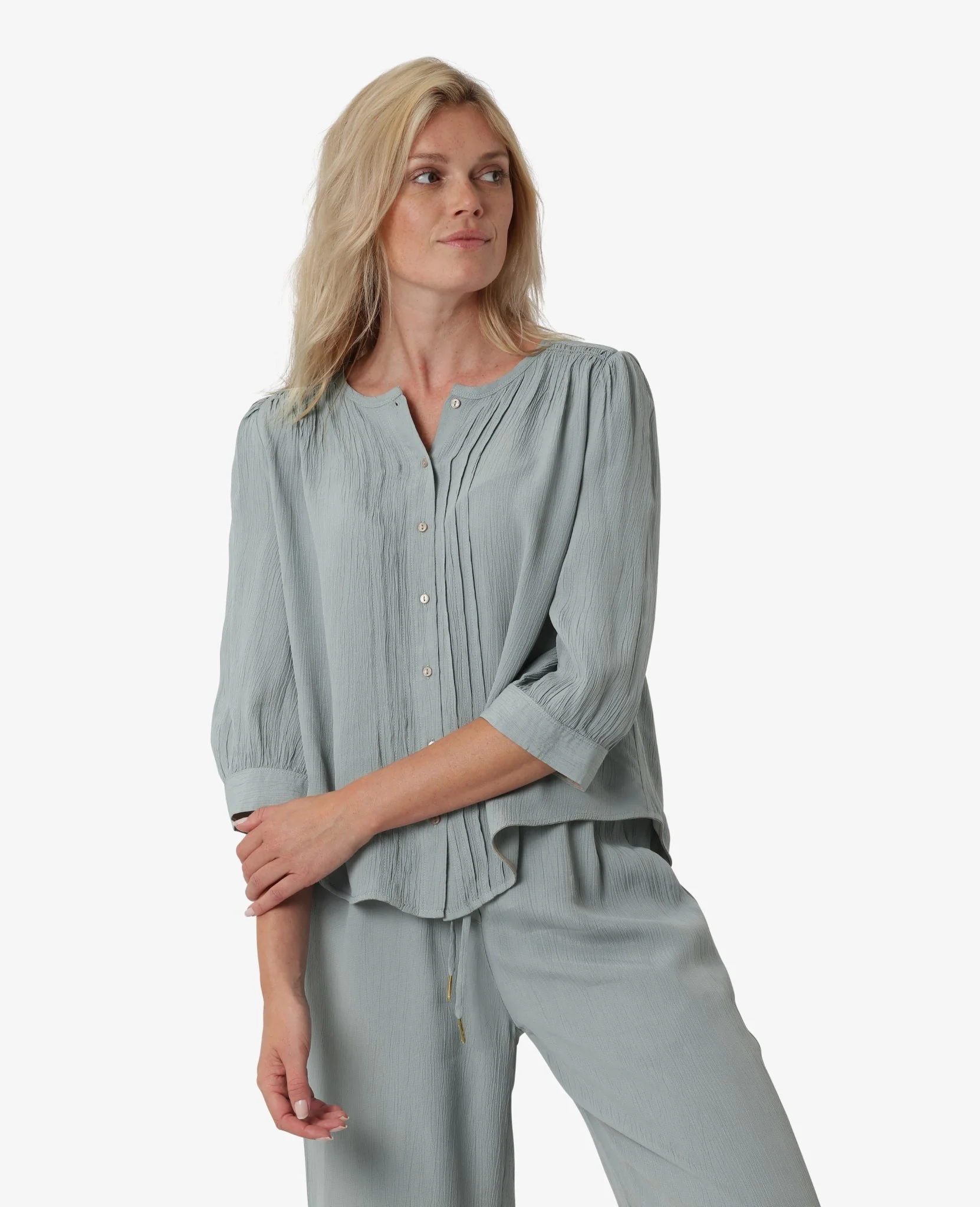 LIGHT VISCOSE STRUCTURE BLOUSE - Image 5