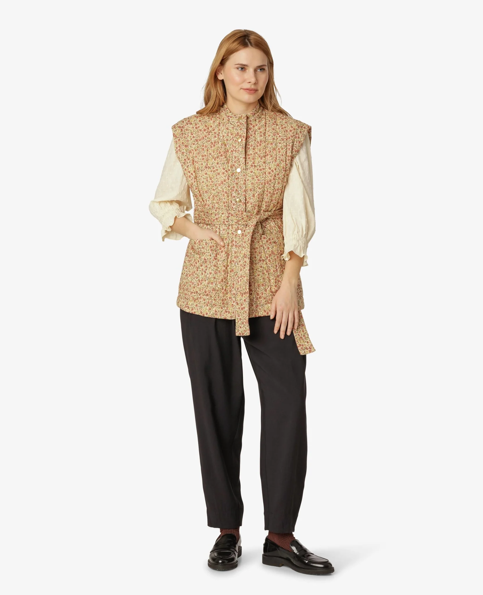 LYNNNN QUILTET VEST - Image 2