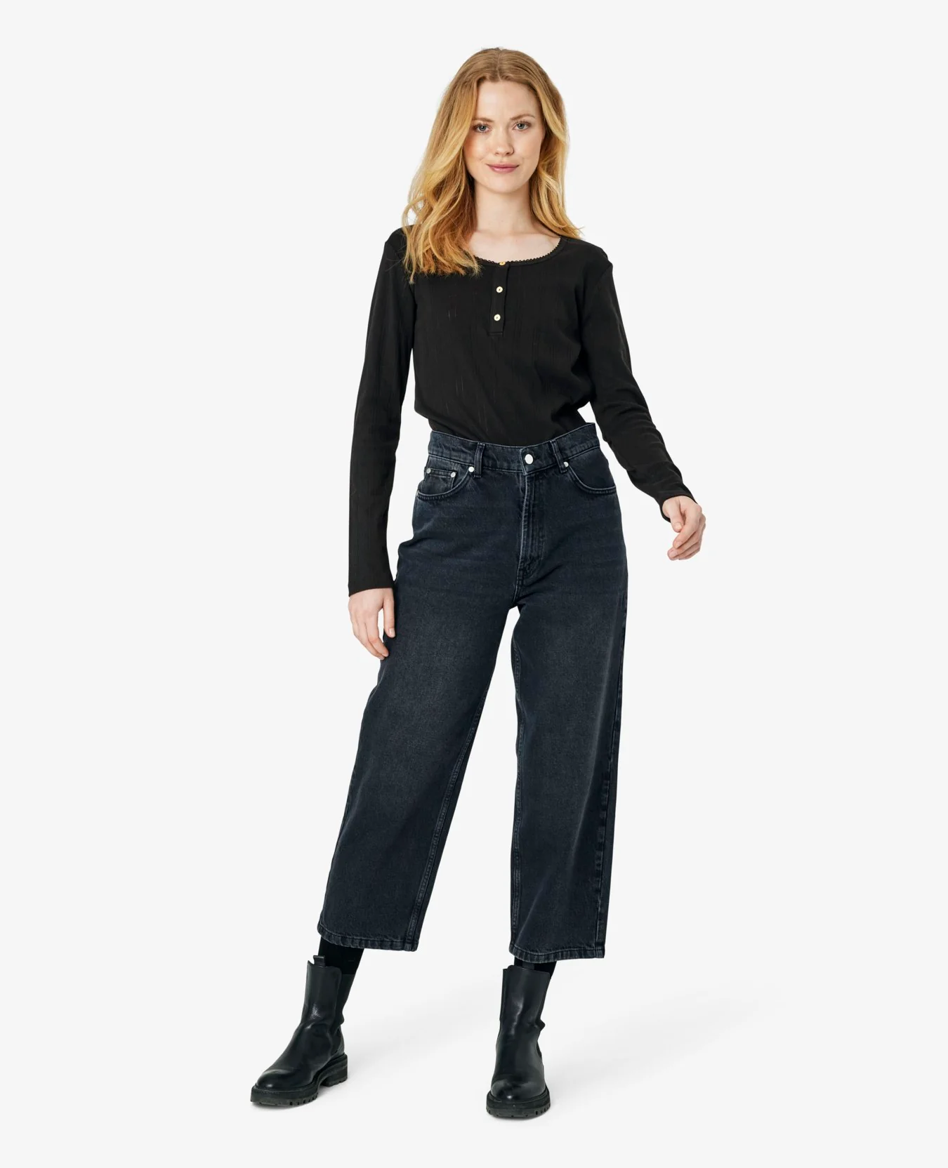 MindyNN T-Shirt Long Sleeve - Image 3