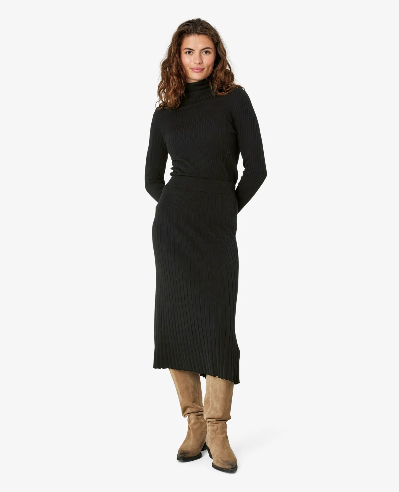 VibeNN Skirt - Image 3